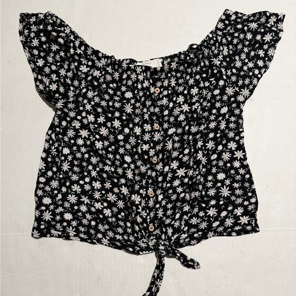 hippie rose black floral aop thin shirt w/ tie bottom, women's medium